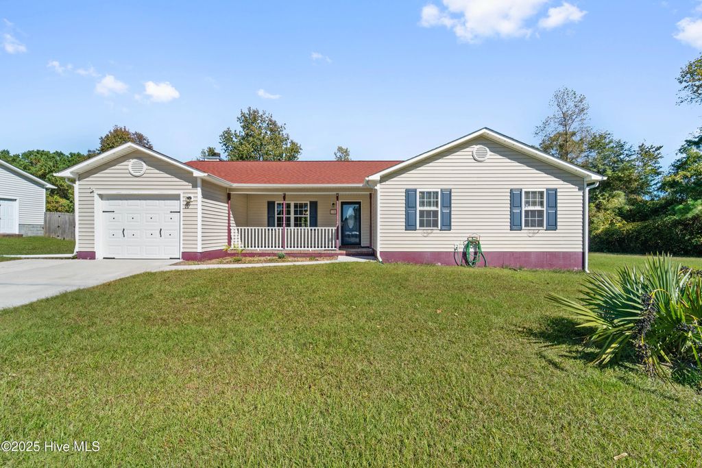 Photo of 108 Howell Drive, Jacksonville, NC 28540 (MLS # 100538355)