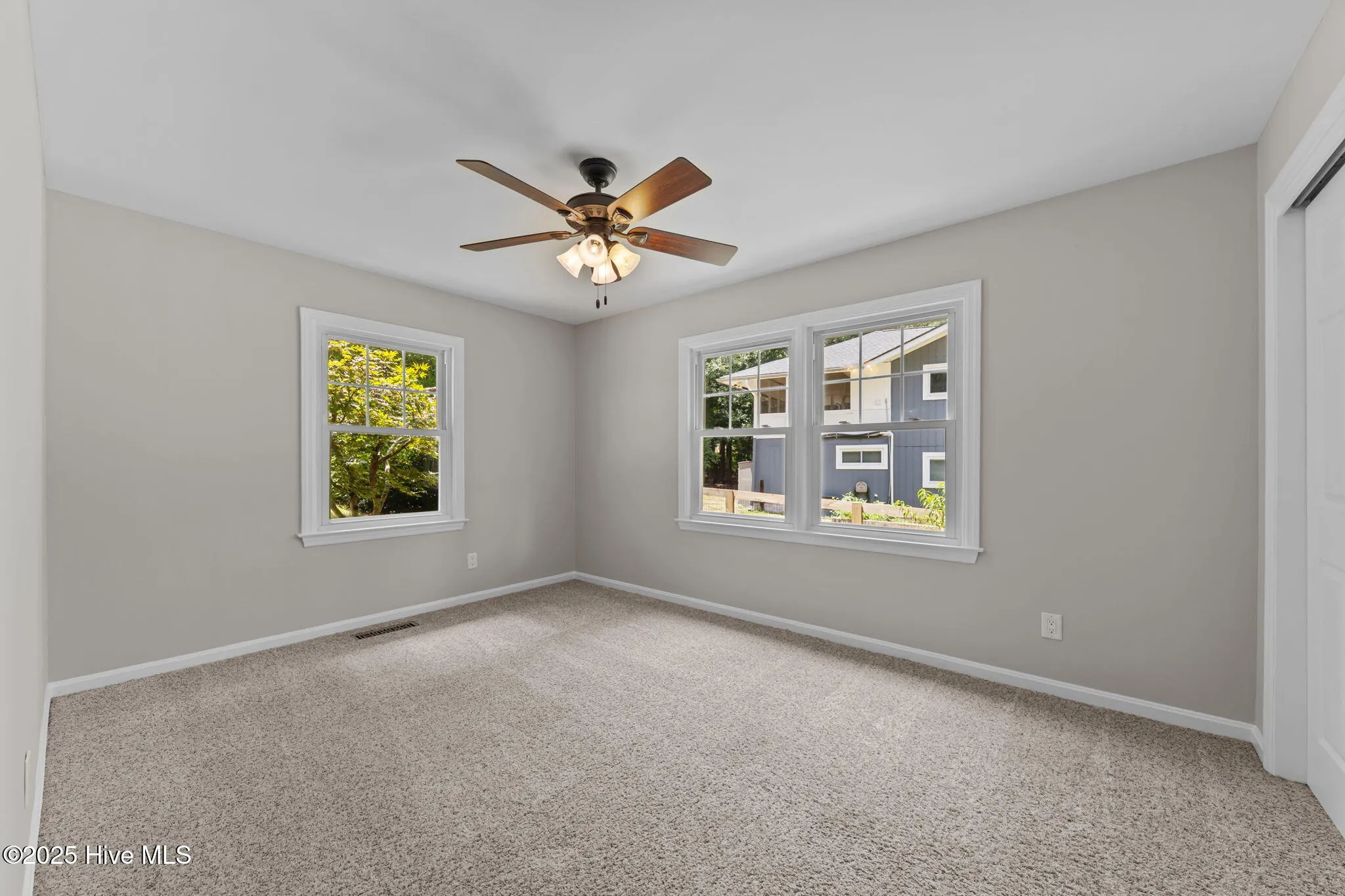 Whispering Pines, North Carolina 28327, United States, 3 Bedrooms Bedrooms, ,2 BathroomsBathrooms,Residential,Active,174428