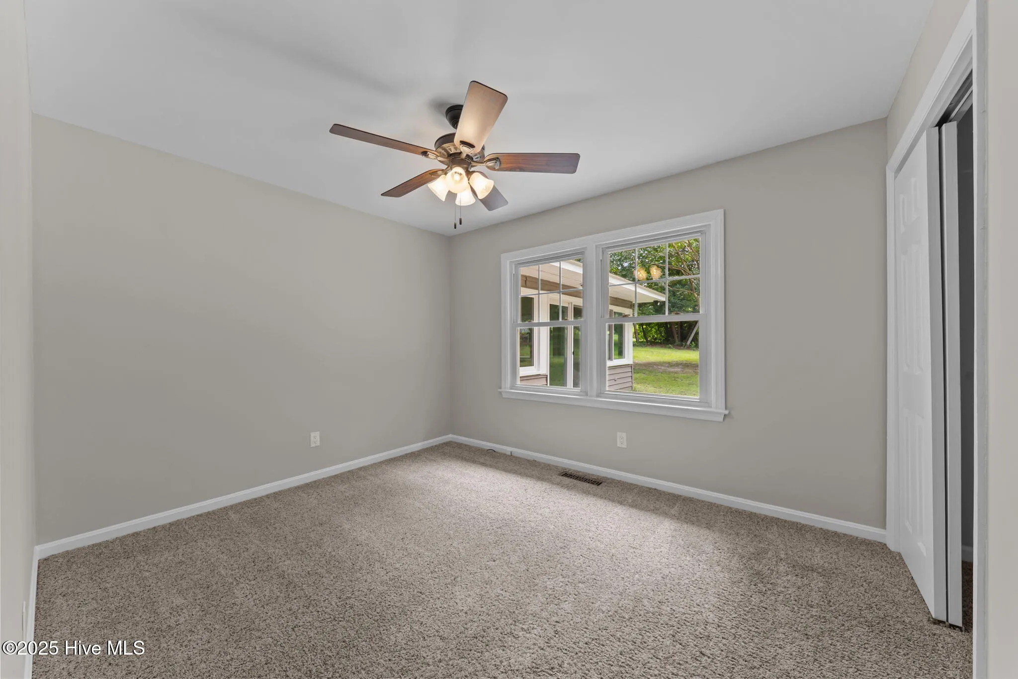 Whispering Pines, North Carolina 28327, United States, 3 Bedrooms Bedrooms, ,2 BathroomsBathrooms,Residential,Active,174428