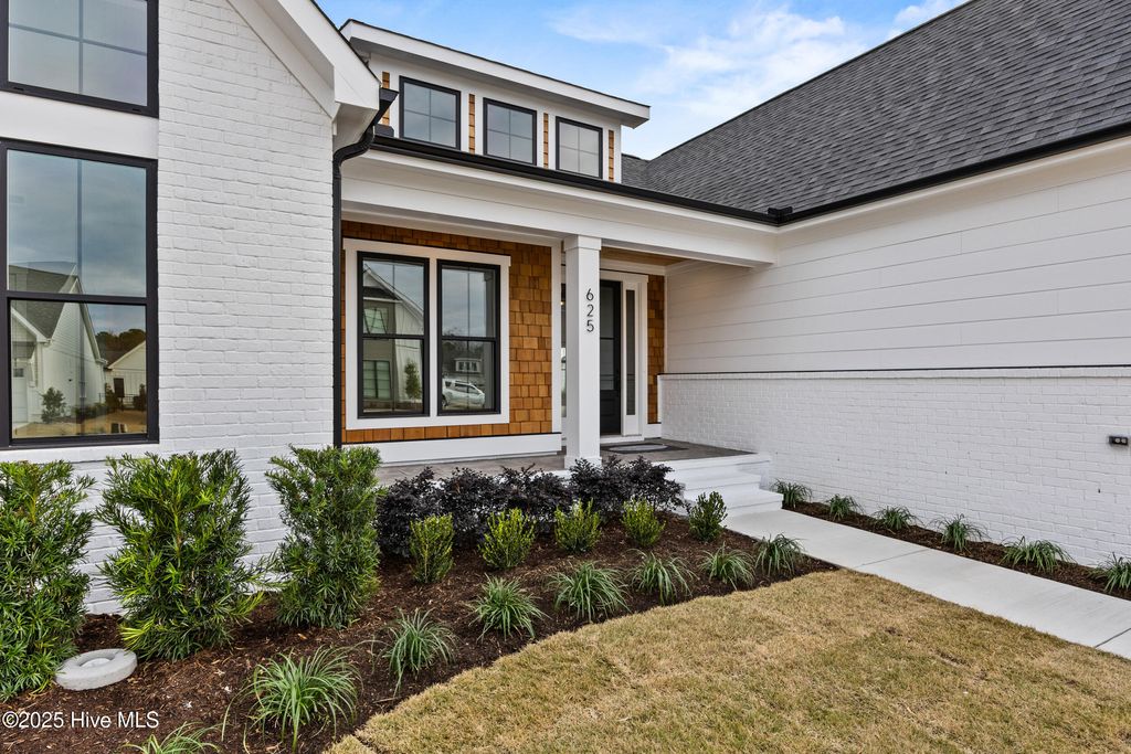 Photo of 625 Waterstone Drive, Wilmington, NC 28411 (MLS # 100542850)