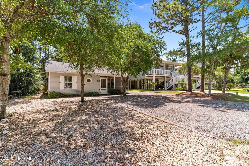 Photo of 214 NE 59th Street, Oak Island, NC 28465 (MLS # 100518501)