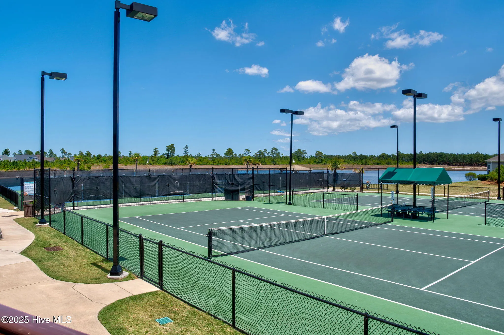 Leland, North Carolina 28451, United States, 4 Bedrooms Bedrooms, ,3 BathroomsBathrooms,Residential,Active,19980