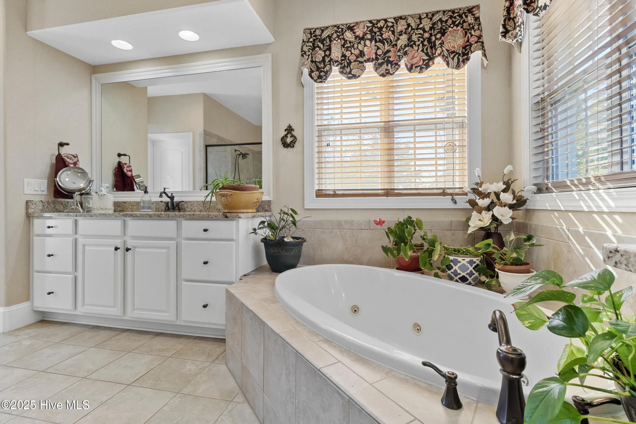 Leland, North Carolina 28451, United States, 4 Bedrooms Bedrooms, ,3 BathroomsBathrooms,Residential,Active,19980