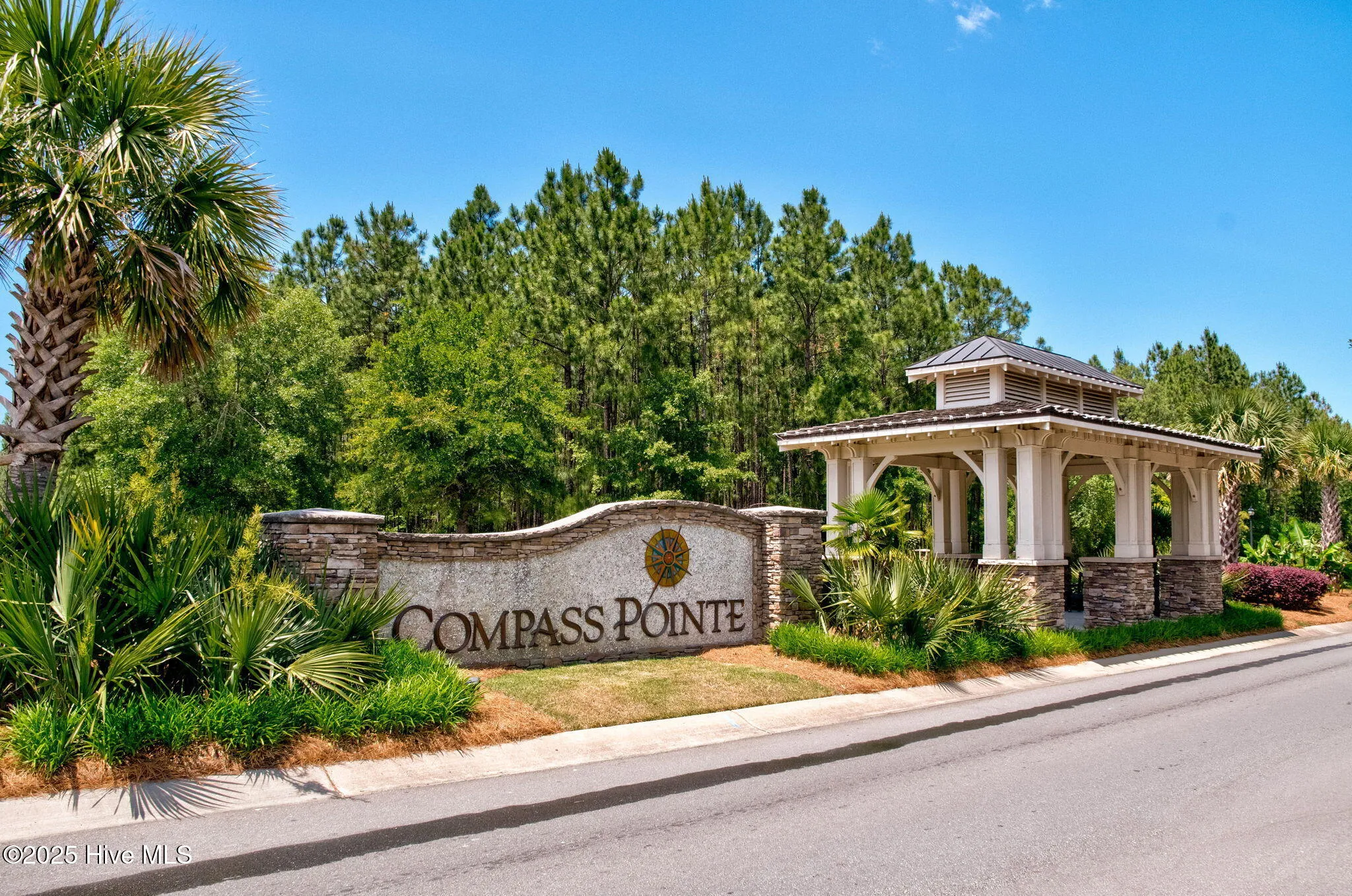 Leland, North Carolina 28451, United States, 4 Bedrooms Bedrooms, ,3 BathroomsBathrooms,Residential,Active,19980