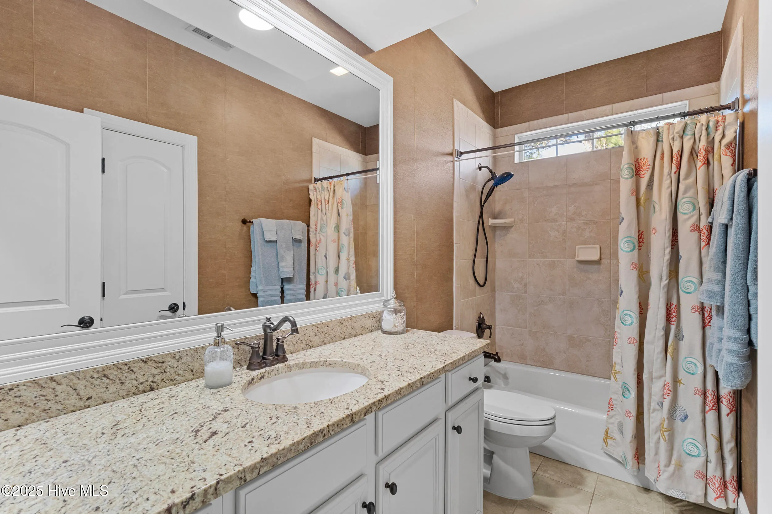 Leland, North Carolina 28451, United States, 4 Bedrooms Bedrooms, ,3 BathroomsBathrooms,Residential,Active,19980