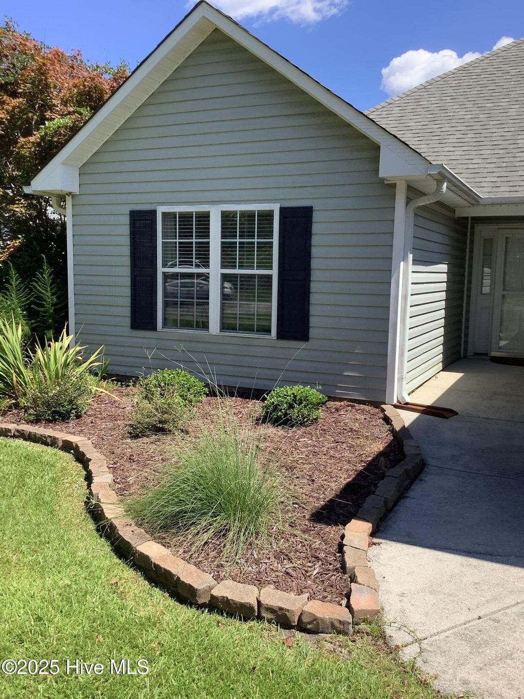 Photo of 143 N Belvedere Drive, Hampstead, NC 28443 (MLS # 100527969)
