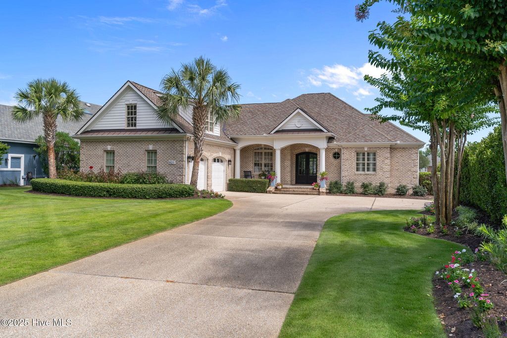 Photo of 821 Fox Ridge Lane, Wilmington, NC 28405 (MLS # 100525506)