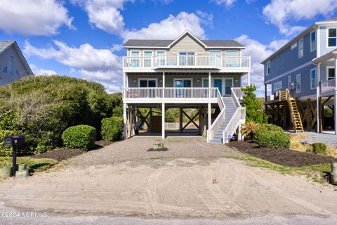 A home in North Topsail Beach