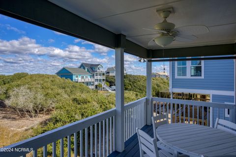 A home in North Topsail Beach