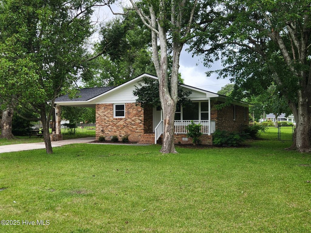 Photo of 104 Sandy Lane, Havelock, NC 28532 (MLS # 100514606)