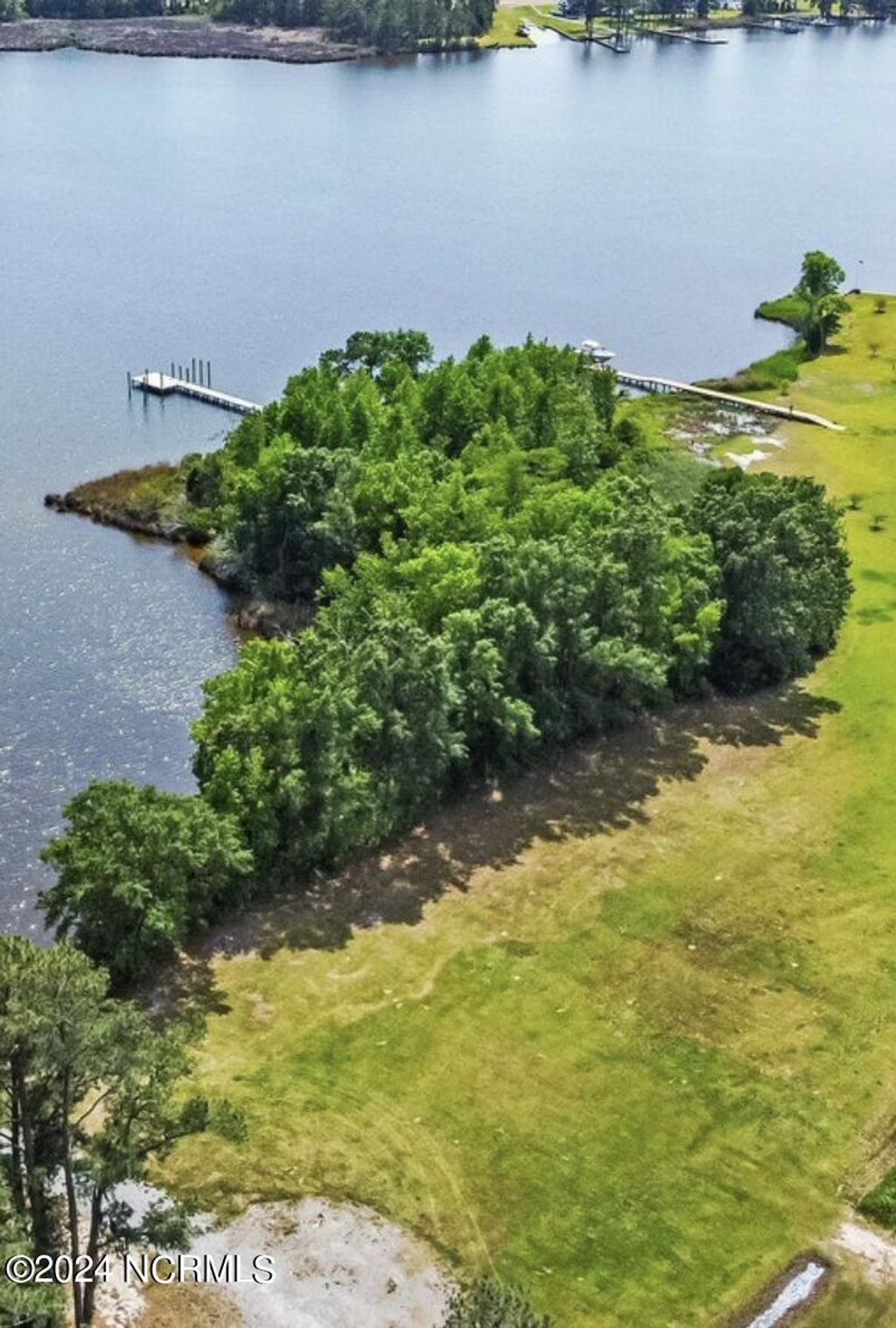 Photo of 65 Sr 1767 Off Lane, Pinetown, NC 27865 (MLS # 100437586)