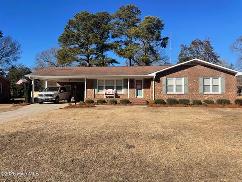 A home in Kinston