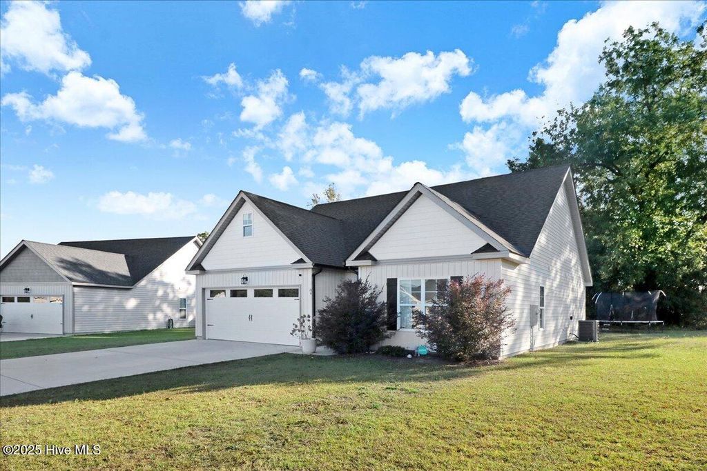 Photo of 84 Haven Court, Snow Hill, NC 28580 (MLS # 100538010)
