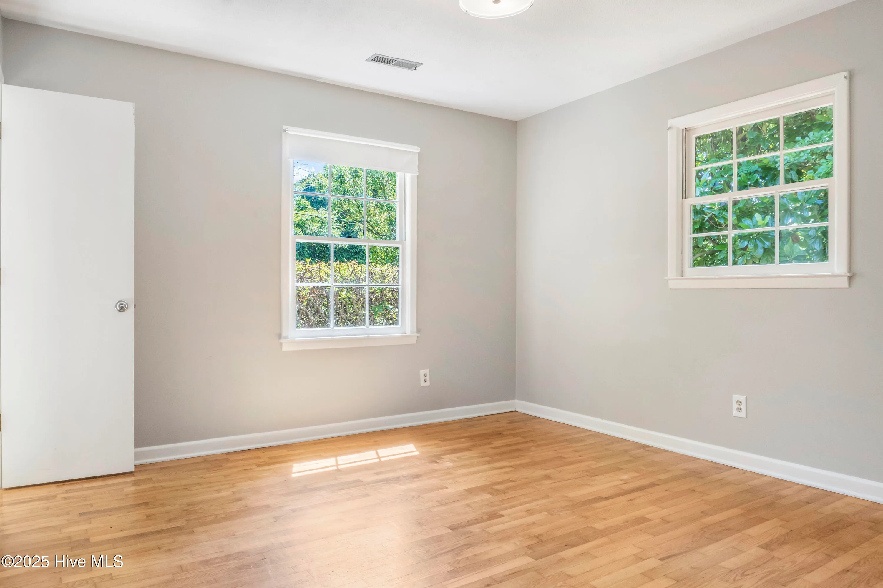 Wilmington, North Carolina 28403, United States, 3 Bedrooms Bedrooms, ,3 BathroomsBathrooms,Residential,Coming Soon,124734