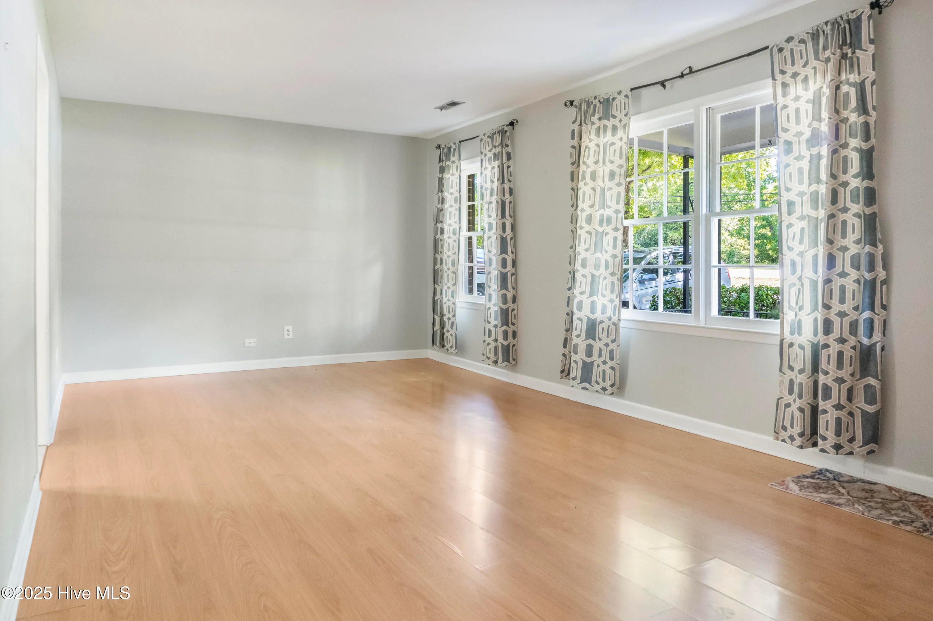 Wilmington, North Carolina 28403, United States, 3 Bedrooms Bedrooms, ,3 BathroomsBathrooms,Residential,Coming Soon,124734