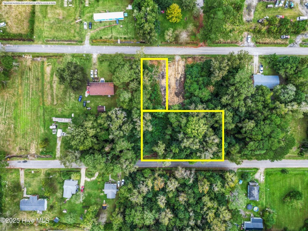 Photo of 9 Lucas Avenue, Rocky Point, NC 28457 (MLS # 100537127)