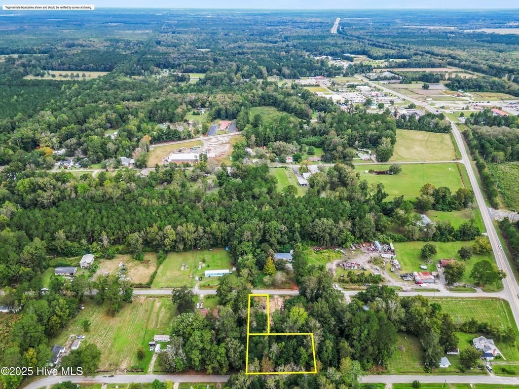 Photo of 9 Lucas Avenue, Rocky Point, NC 28457 (MLS # 100537127)