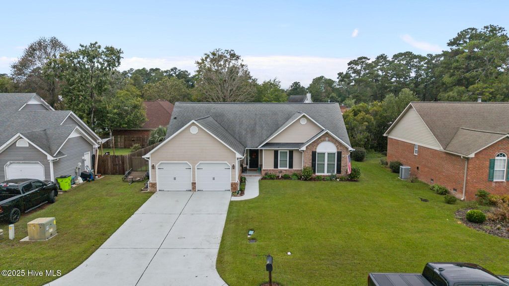 Photo of 303 Mahaffey Lane, New Bern, NC 28560 (MLS # 100536422)