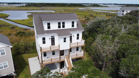 A home in North Topsail Beach