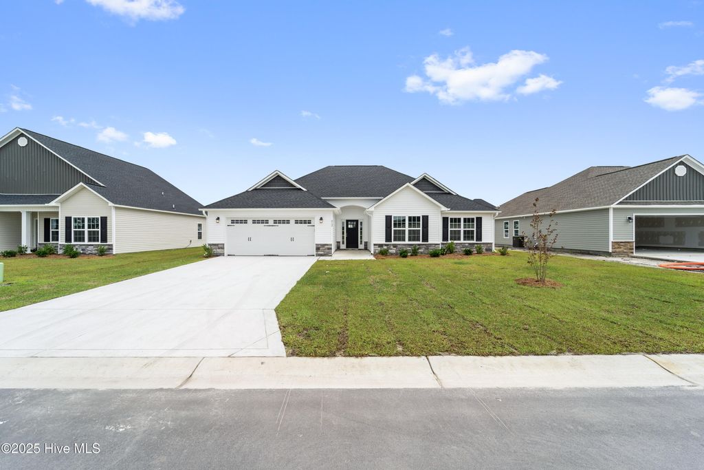 Photo of 412 Montgomery Drive, Jacksonville, NC 28546 (MLS # 100493444)