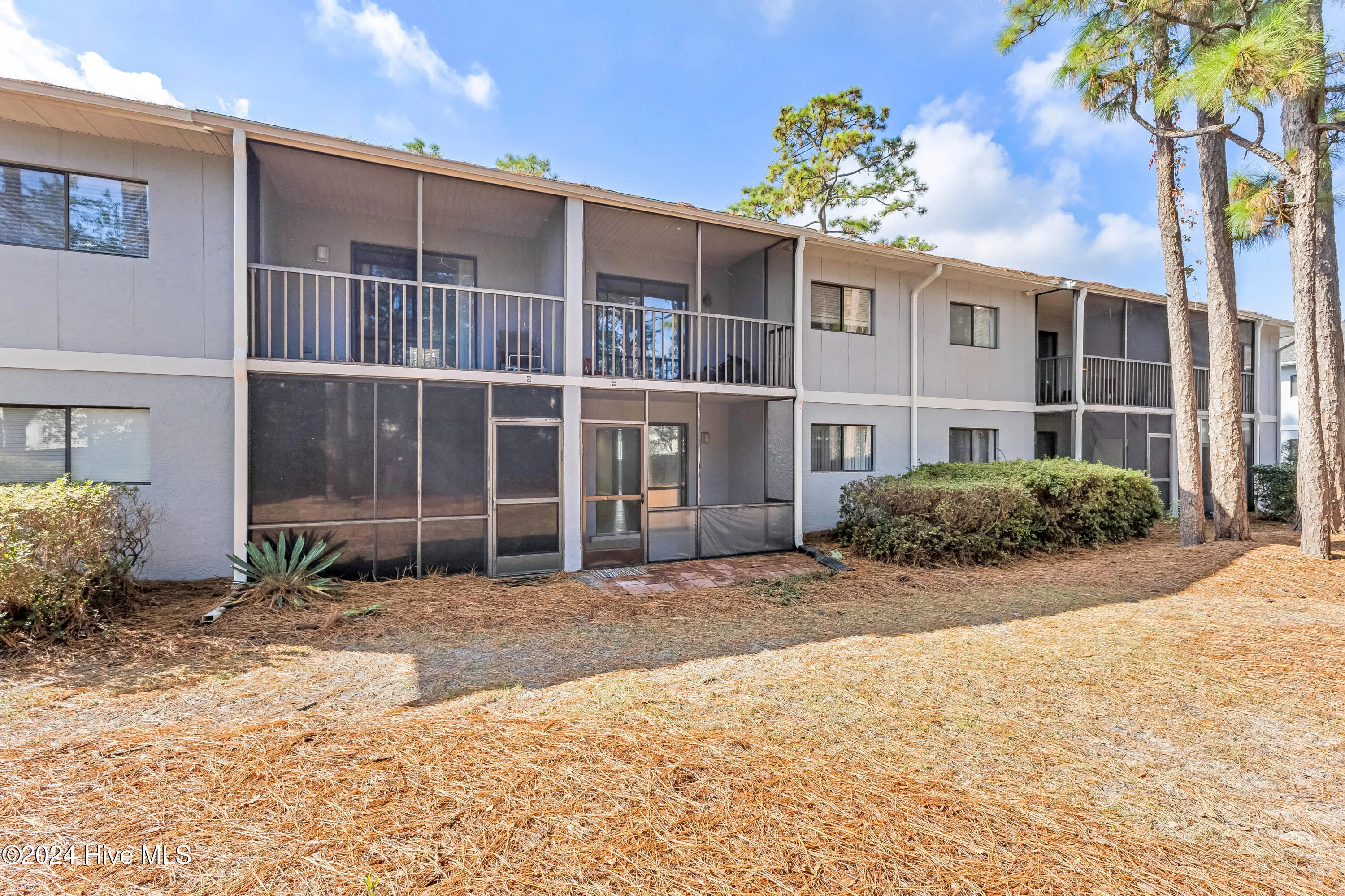 Wilmington, North Carolina 28412, United States, 2 Bedrooms Bedrooms, ,2 BathroomsBathrooms,Residential,Pending,33563