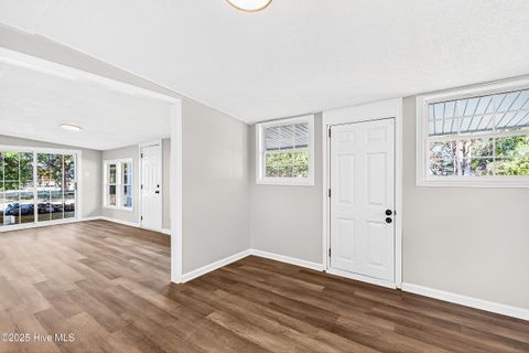 Tiny photo for 403 E Volant Street, Hubert, NC 28539 (MLS # 100543296)