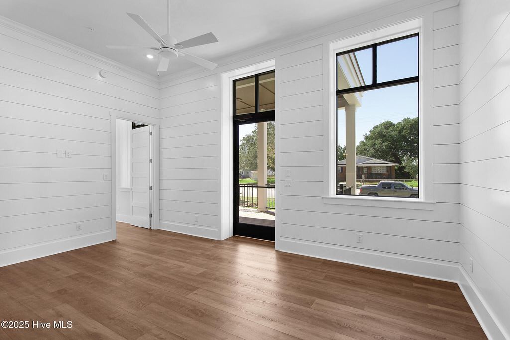 Photo of 805 Mulberry Street #Unit 104, Beaufort, NC 28516 (MLS # 100535352)