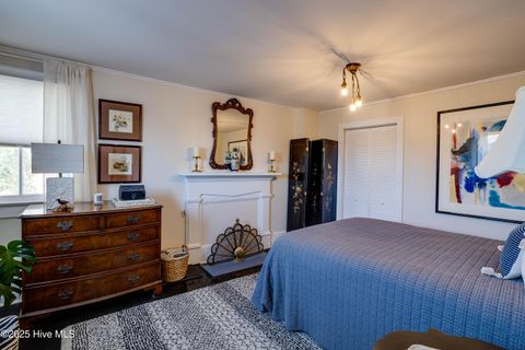 Tiny photo for 414 W Main Street, Washington, NC 27889 (MLS # 100542222)