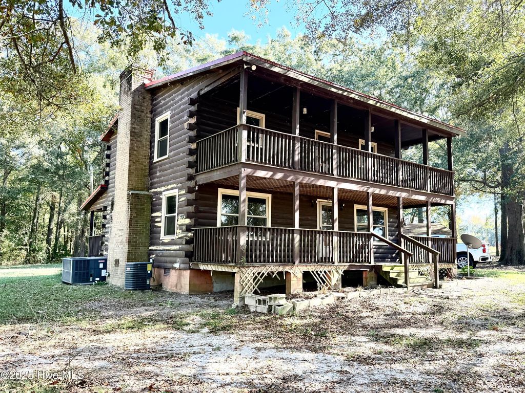 Photo of 166 Alphin Lane, Warsaw, NC 28398 (MLS # 100538046)