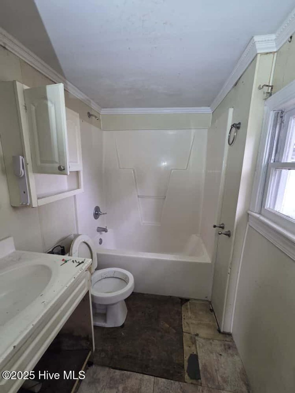 Photo of 208 S Ethel Street, Selma, NC 27576 (MLS # 100544274)