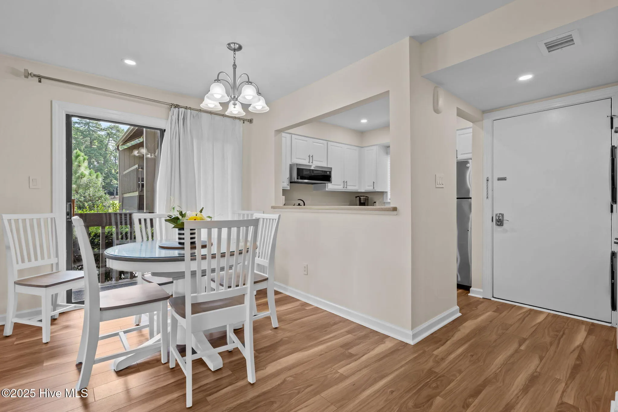 Pinehurst, North Carolina 28374, United States, 2 Bedrooms Bedrooms, ,2 BathroomsBathrooms,Residential,Active,174852