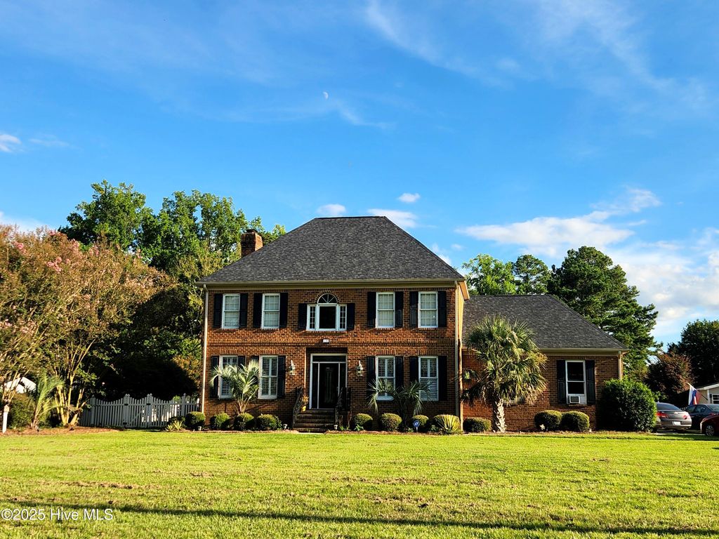 Photo of 199 Briary Run Road, Kinston, NC 28501 (MLS # 100535090)