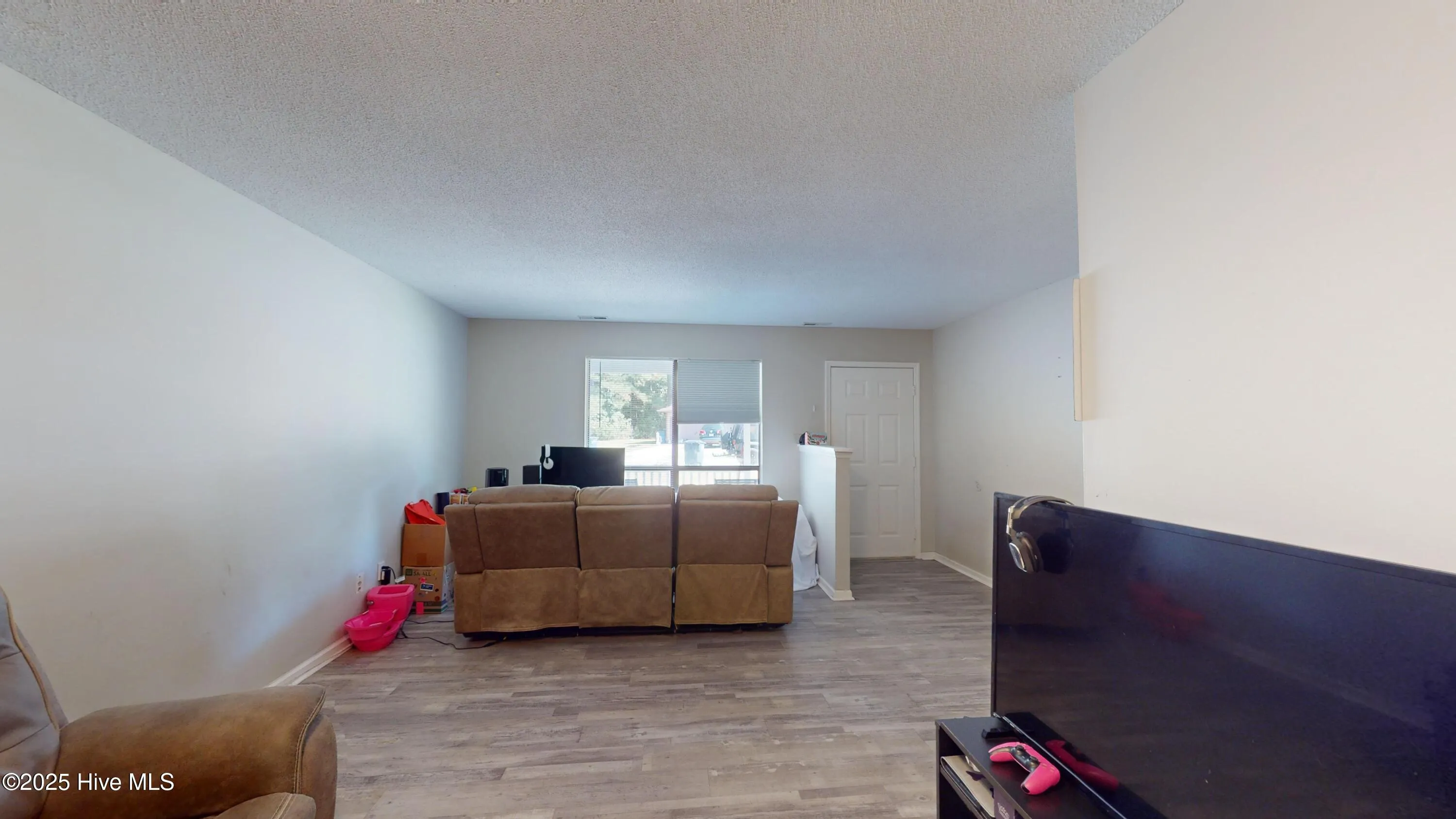 Jacksonville, North Carolina 28546, United States, 3 Bedrooms Bedrooms, ,2 BathroomsBathrooms,Residential,Pending,17235