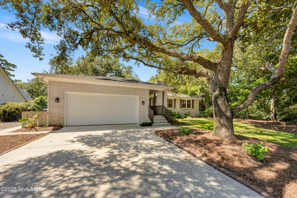 Photo of 611 Harper Avenue, Carolina Beach, NC 28428 (MLS # 100527738)