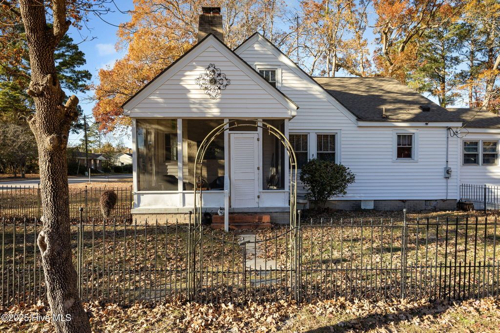 Photo of 3287 S Church Street, Fountain, NC 27829 (MLS # 100541857)