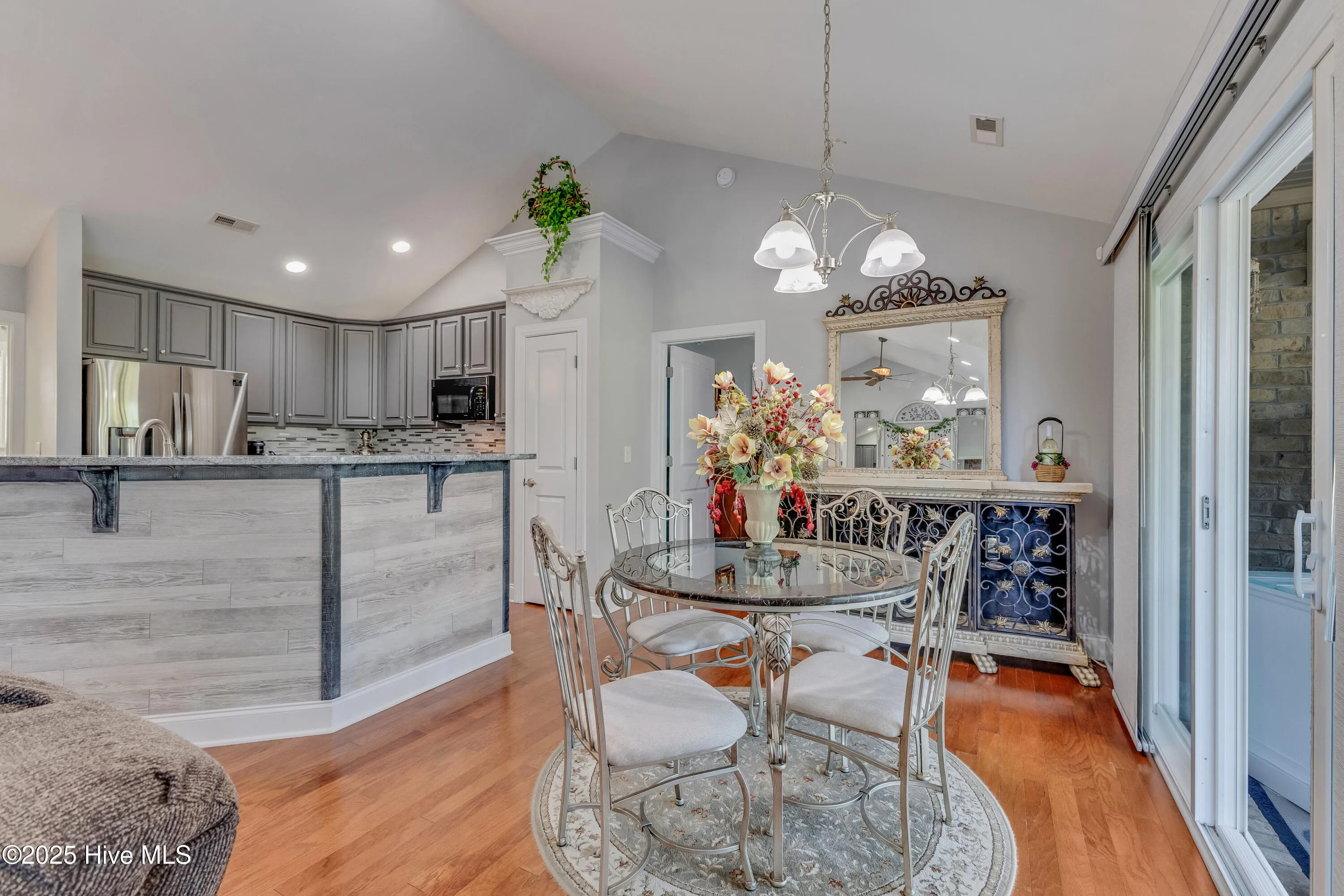 Leland, North Carolina 28479, United States, 3 Bedrooms Bedrooms, ,2 BathroomsBathrooms,Residential,Pending,94307