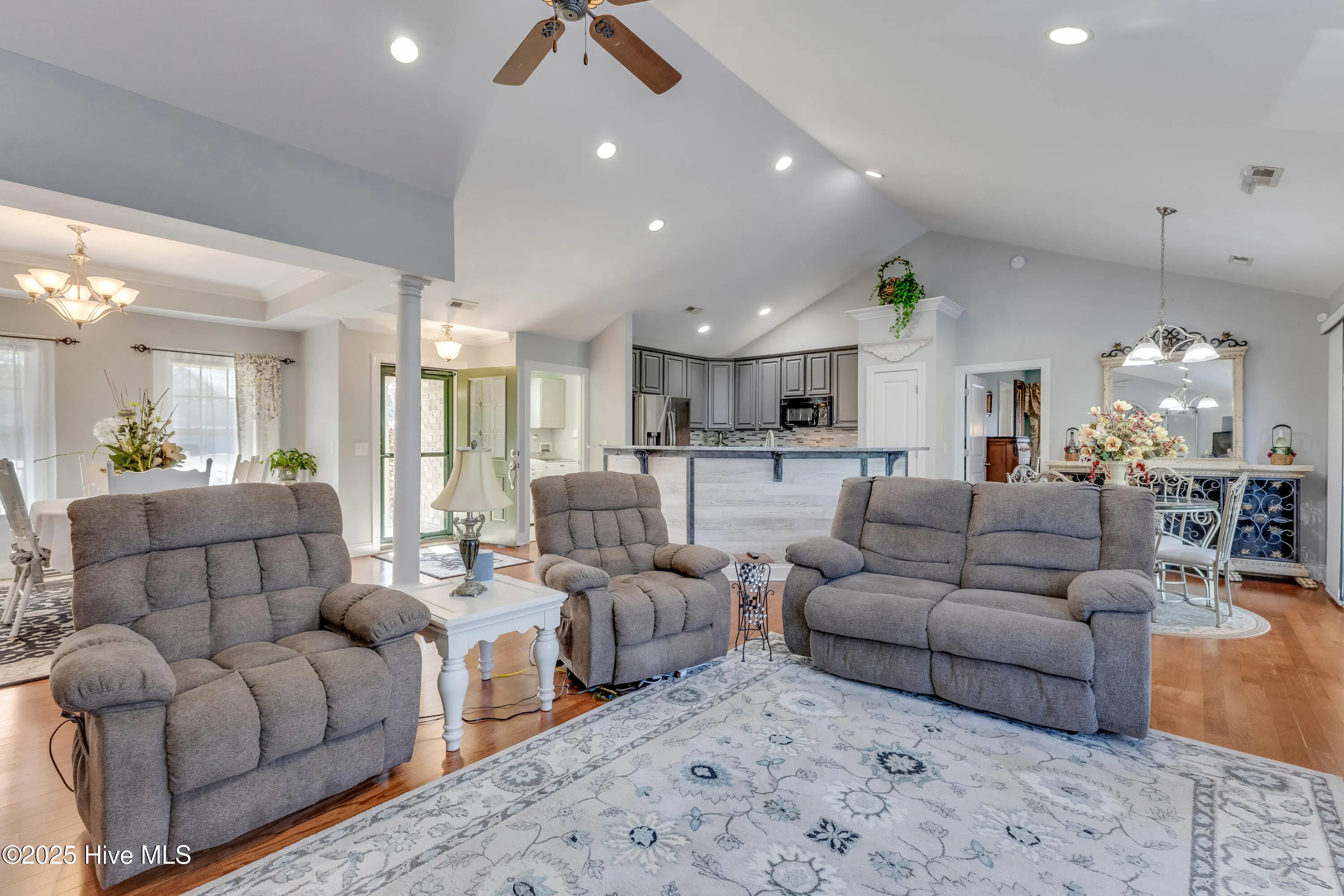 Leland, North Carolina 28479, United States, 3 Bedrooms Bedrooms, ,2 BathroomsBathrooms,Residential,Pending,94307