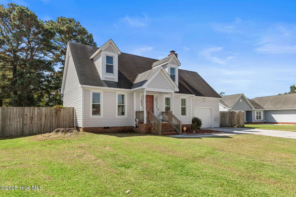 Photo of 419 Raintree Road, Jacksonville, NC 28540 (MLS # 100531866)