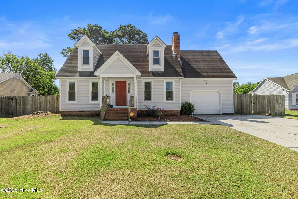 Photo of 419 Raintree Road, Jacksonville, NC 28540 (MLS # 100531866)