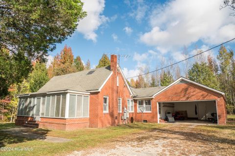 A home in Creswell