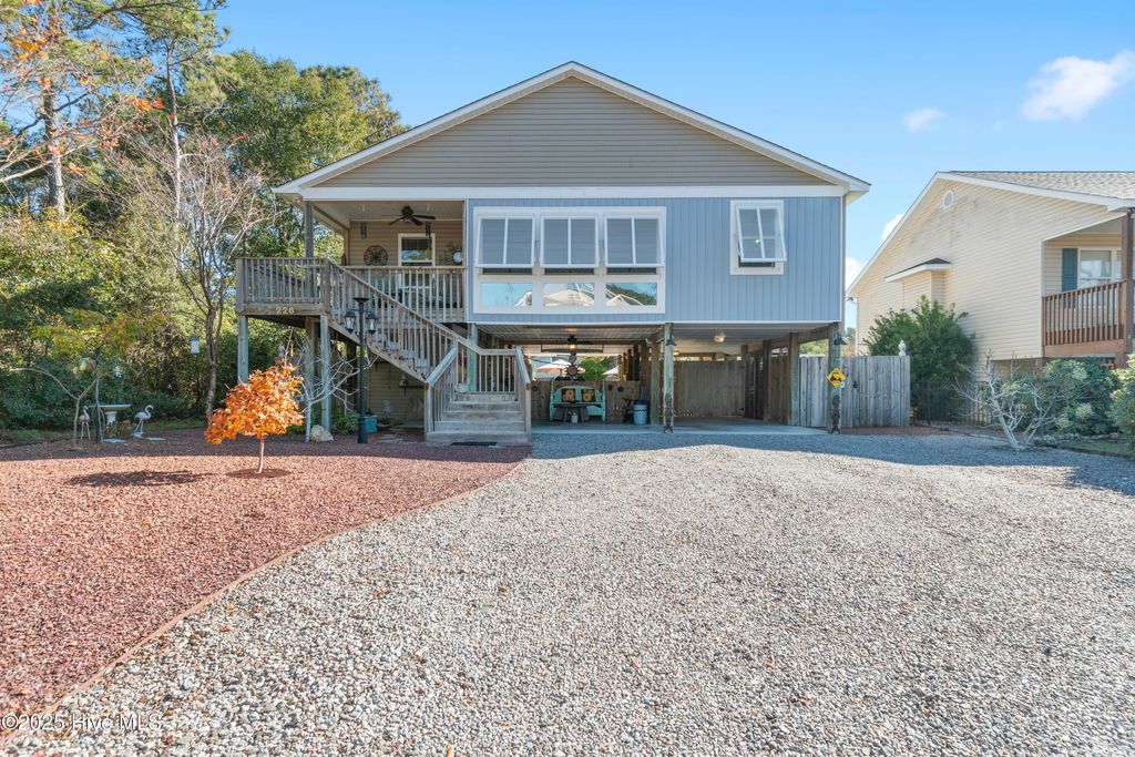 Photo of 226 NE 43rd Street, Oak Island, NC 28465 (MLS # 100542990)