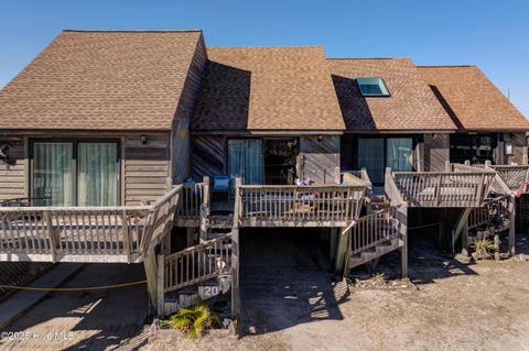 A home in North Topsail Beach