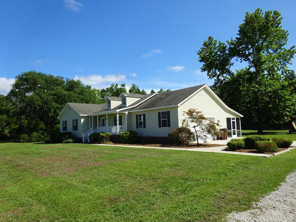 Photo of 1107 Onslow Pines Road, Jacksonville, NC 28540 (MLS # 100543954)