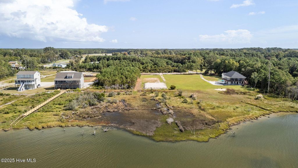 Photo of 211 Willet Drive, Beaufort, NC 28516 (MLS # 100533741)