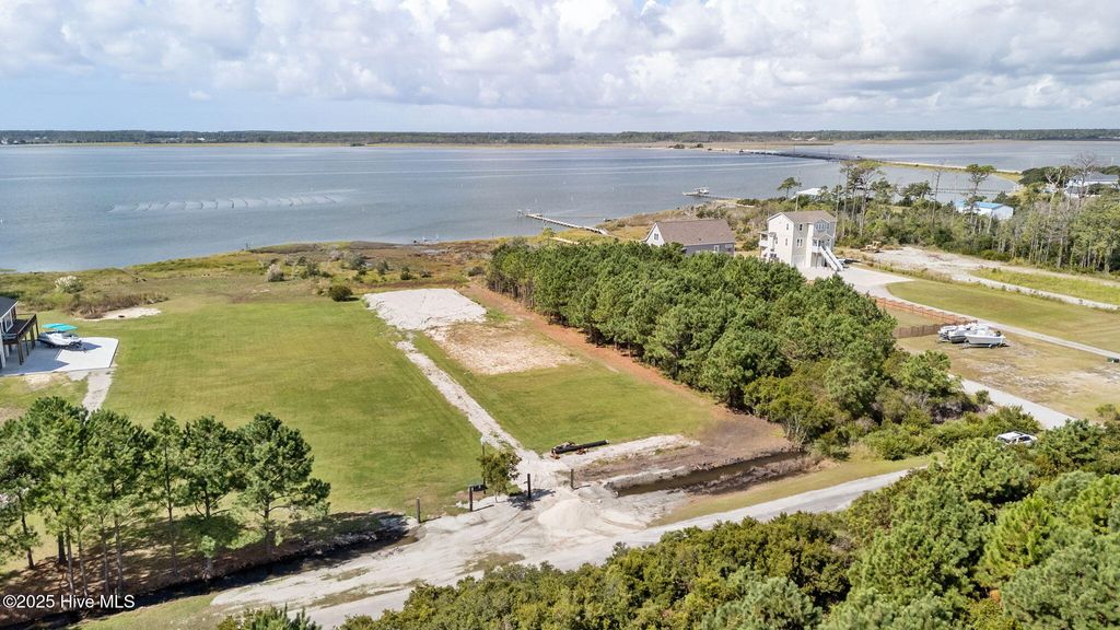 Photo of 211 Willet Drive, Beaufort, NC 28516 (MLS # 100533741)