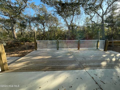 A home in Pine Knoll Shores