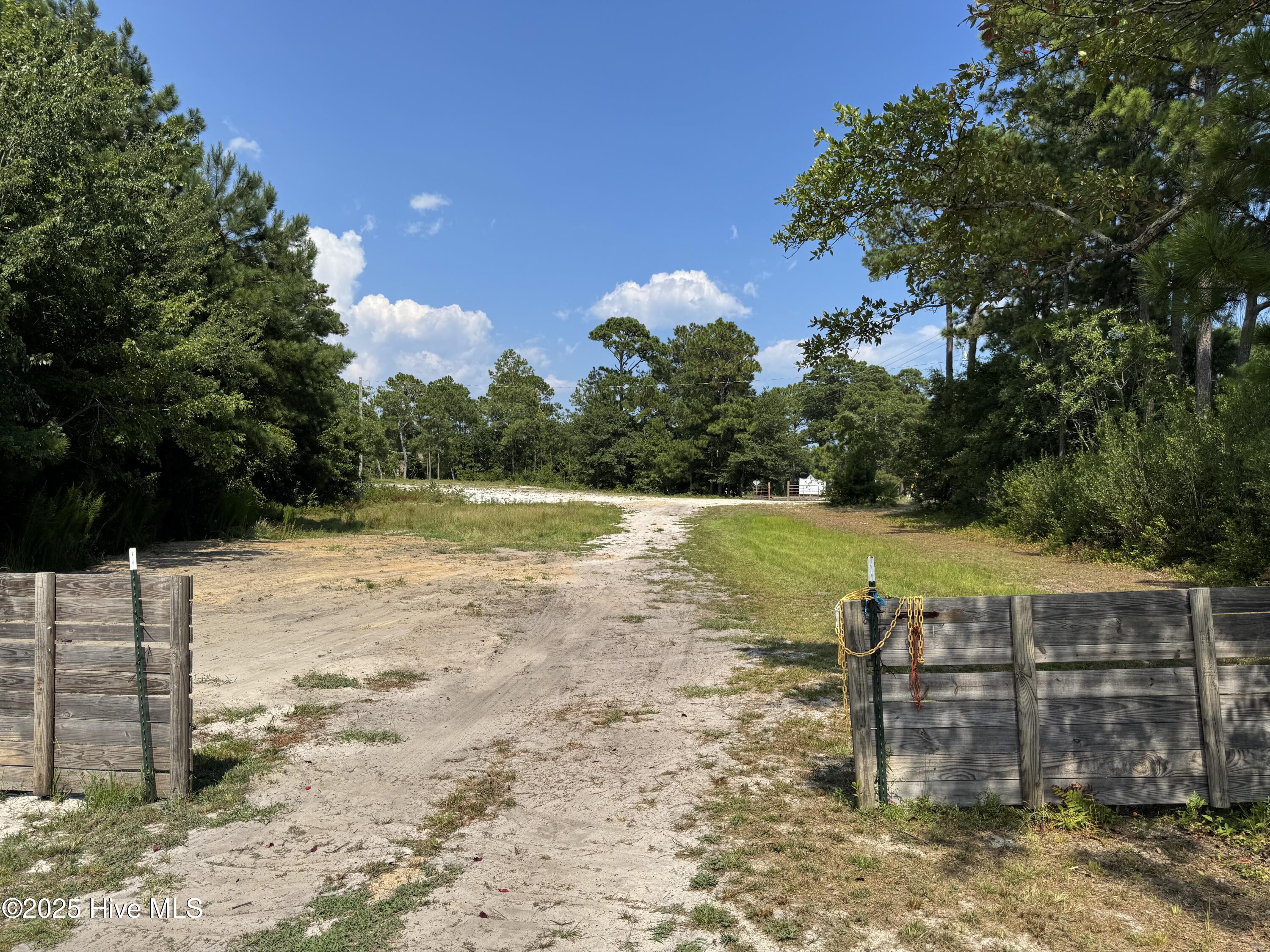 845 Nc Highway 210 E