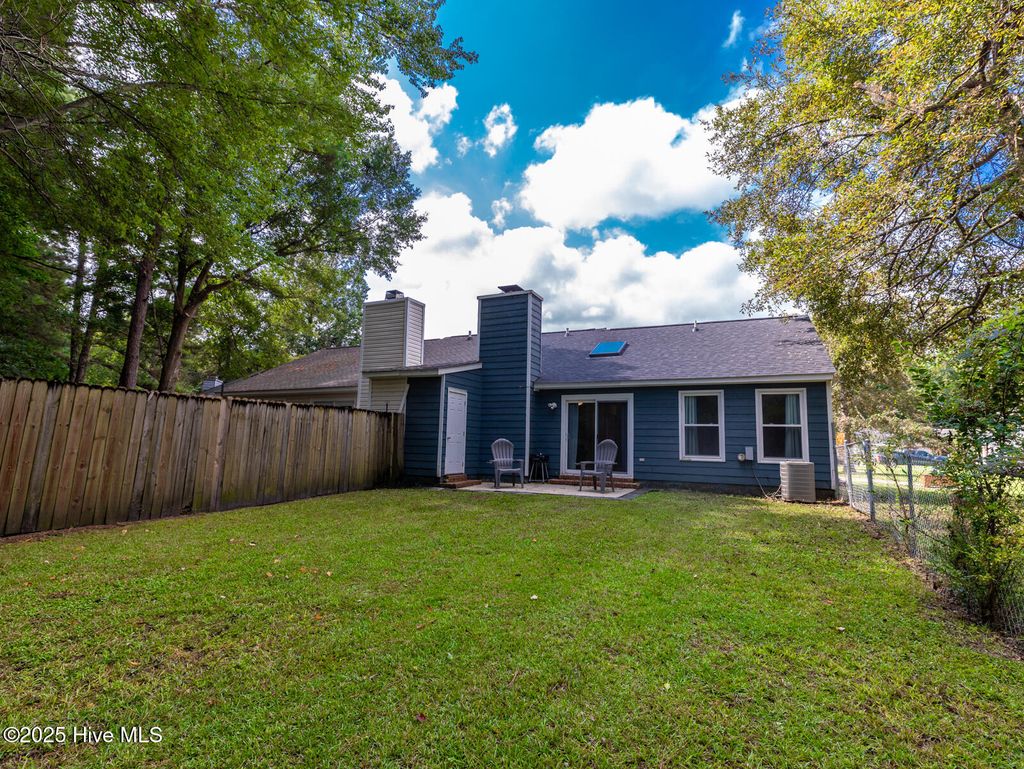 Photo of 1928 Greenstone Court, Midway Park, NC 28544 (MLS # 100529783)