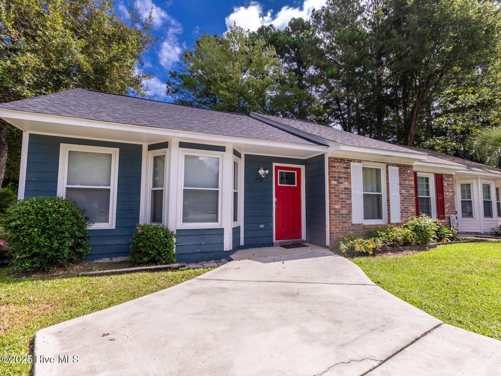 Photo of 1928 Greenstone Court, Midway Park, NC 28544 (MLS # 100529783)