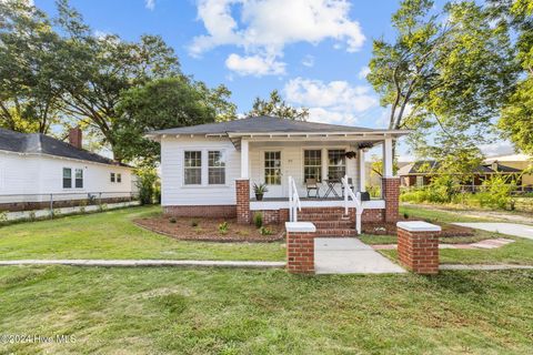 A home in Laurinburg